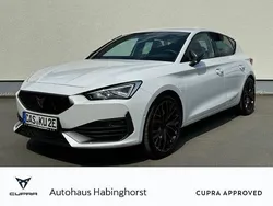Weiss Gebraucht 2024 Cupra Leon VZ Limousine | 33.990 € (Guter Preis)