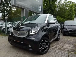 Schwarz Gebraucht 2019 Smart ForTwo Cabrio Prime Cabrio | 15.890 € (Fairer Preis)