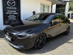 Jet black metallic Gebraucht 2021 Mazda 3 Touring Limousine | 24.400 € (Fairer Preis)