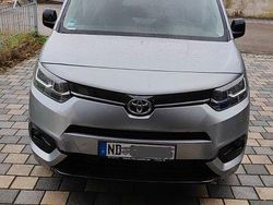 Silber Gebraucht 2024 Toyota Proace City Van | 24.000 € (Teuer)
