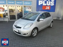 Silber Gebraucht 2011 Toyota Yaris Edition Kleinwagen | 4.299 € (Fairer Preis)