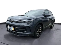 Grau Neu 2025 VW Tiguan SUV | 40.990 € (Guter Preis)