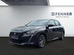 Lackierung schwarz perla nera/typ aussenverkleidung metalliclackierung Gebraucht 2022 Peugeot e-208 Kleinwagen | 17.990 € (Fairer Preis)