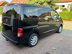 Schwarz Gebraucht 2018 Nissan Evalia Van / Kleinbus | 18.990 € (Teuer)