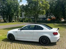 Weiß Gebraucht 2010 BMW 135 Coupé M Performance Coupé | 26.900 €