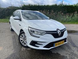 Weiß Gebraucht 2021 Renault Mégane IV Zen Kombi | 8.177 €