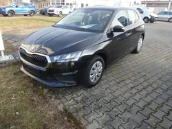 Schwarzmagic perleffekt Gebraucht 2023 Skoda Fabia Ambition Limousine | 16.990 € (Fairer Preis)