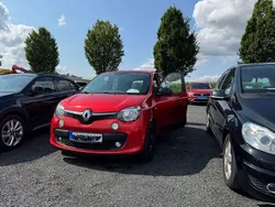 Rot Gebraucht 2017 Renault Twingo LIMITED Kleinwagen | 8.799 € (Etwas zu teuer)