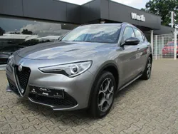 Grau Gebraucht 2019 Alfa Romeo Stelvio Tech Edition SUV | 29.450 € (Fairer Preis)