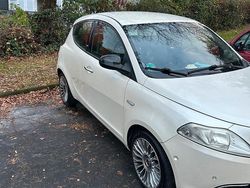 Andere farben Gebraucht 2012 Lancia Ypsilon Kleinwagen | 3.200 € (Fairer Preis)