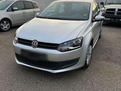 Silber Gebraucht 2010 VW Polo Comfortline Kleinwagen | 3.750 € (Guter Preis)