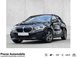 Schwarz Gebraucht 2021 BMW 118 Kleinwagen | 22.440 € (Fairer Preis)