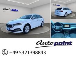 Weiß Gebraucht 2020 Skoda Octavia Style Kombi | 18.950 € (Fairer Preis)