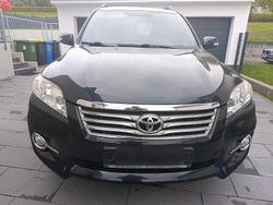 Blau Gebraucht 2010 Toyota RAV4 SUV | 5.900 € (Fairer Preis)