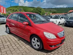 Rot Gebraucht 2006 Mercedes B200 Van / Kleinbus | 1.400 € (Guter Preis)