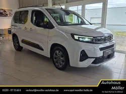 Weiß Gebraucht 2024 Opel Combo Life Van / Kleinbus | 28.500 € (Etwas zu teuer)
