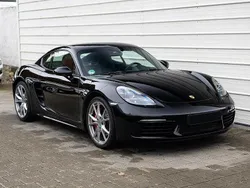 Schwarz Gebraucht 2020 Porsche Cayman Coupé | 64.449 €