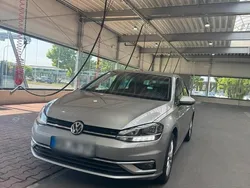 Silber Gebraucht 2017 VW Golf VII Limousine | 11.700 € (Guter Preis)