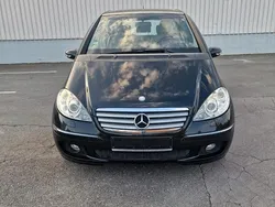 Schwarz Gebraucht 2006 Mercedes A200 Elegance Kleinwagen | 3.400 € (Fairer Preis)