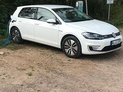 Weiß Gebraucht 2018 VW Golf Limousine | 12.900 € (Etwas zu teuer)