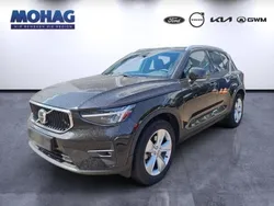 Schwarz Gebraucht 2024 Volvo XC40 Core SUV | 35.890 € (Fairer Preis)