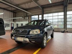 Blau Gebraucht 2013 Volvo XC90 Executive SUV | 22.999 €