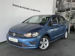 Blau Gebraucht 2015 VW Golf Sportsvan Comfortline Van / Kleinbus | 15.850 € (Fairer Preis)