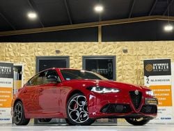 Rot Gebraucht 2023 Alfa Romeo Giulia Competizione Limousine | 34.999 € (Fairer Preis)
