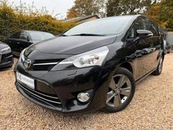 Schwarz Gebraucht 2015 Toyota Verso Executive Van / Kleinbus | 14.990 € (Fairer Preis)