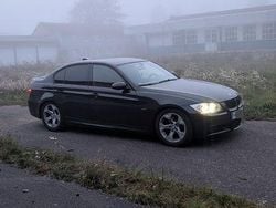 Schwarz Gebraucht 2006 BMW 320 Sport Line Limousine | 4.900 € (Teuer)