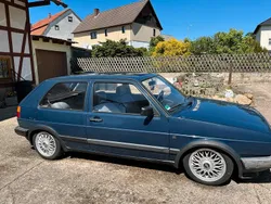 Blau Gebraucht 1989 VW Golf II Kleinwagen | 1.800 €