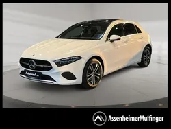 Weiß Gebraucht 2023 Mercedes A250 Progressive Limousine | 29.789 € (Fairer Preis)