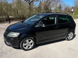 Schwarz Gebraucht 2008 VW Golf Plus Cross United Van / Kleinbus | 9.895 € (Teuer)