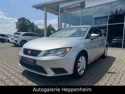 Silber Gebraucht 2013 Seat Leon Reference Limousine | 4.500 € (Fairer Preis)