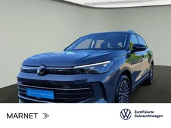 Delfingrau metallic Gebraucht 2024 VW Tiguan Life SUV | 32.990 € (Guter Preis)