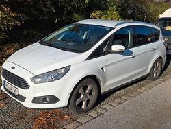 Weiß Gebraucht 2016 Ford S-MAX Business Edition Van / Kleinbus | 9.400 € (Guter Preis)