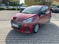 Rot Gebraucht 2018 Hyundai i10 Kleinwagen | 7.590 € (Guter Preis)