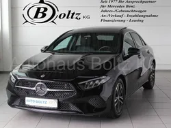 Nachtschwarz Gebraucht 2024 Mercedes A200 Limousine | 32.900 € (Etwas zu teuer)
