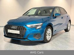 Blau Gebraucht 2021 Audi A3 Sportback Sport Kleinwagen | 21.900 € (Fairer Preis)