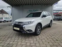 Weiß Gebraucht 2021 Mitsubishi Outlander Spirit+ SUV | 23.990 € (Fairer Preis)