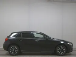 Schwarz Gebraucht 2019 Mercedes A180 Limousine | 16.480 € (Superpreis)