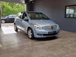 Blau Gebraucht 2007 Mercedes B180 Van / Kleinbus | 3.999 € (Fairer Preis)