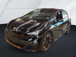 Mythosschwarz Gebraucht 2025 Cupra Born e-Boost Kleinwagen | 33.490 € (Guter Preis)