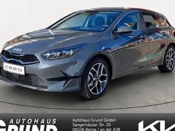 Grau Gebraucht 2025 Kia Ceed Spirit Limousine | 25.690 € (Guter Preis)