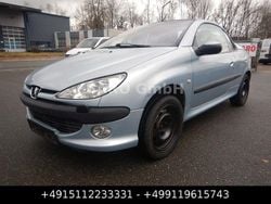 Grau Gebraucht 2003 Peugeot 206 CC Platinum Cabrio | 2.400 € (Fairer Preis)