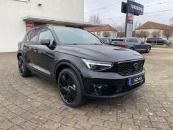 Schwarz Gebraucht 2024 Volvo XC40 Plus SUV | 36.450 € (Fairer Preis)