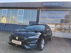 Mitternachtsschwarz Gebraucht 2022 Seat Leon FR Kombi | 32.300 €