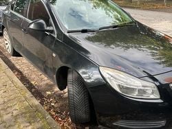 Schwarz Gebraucht 2012 Opel Insignia Limousine | 4.399 € (Fairer Preis)