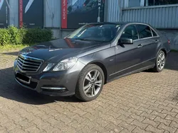 Grau Gebraucht 2012 Mercedes E200 Avantgarde Limousine | 11.500 € (Fairer Preis)