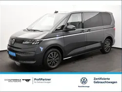 Indiumgrau metallic Gebraucht 2023 VW T7 Basis Van | 49.690 €